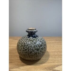 Art Pottery Bud Vase Round Ceramic With Stopper Lid-signed